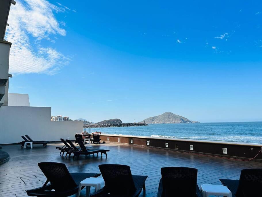 Depa Frente A La Playa By G P S Rentas Appartement Mazatlán Buitenkant foto